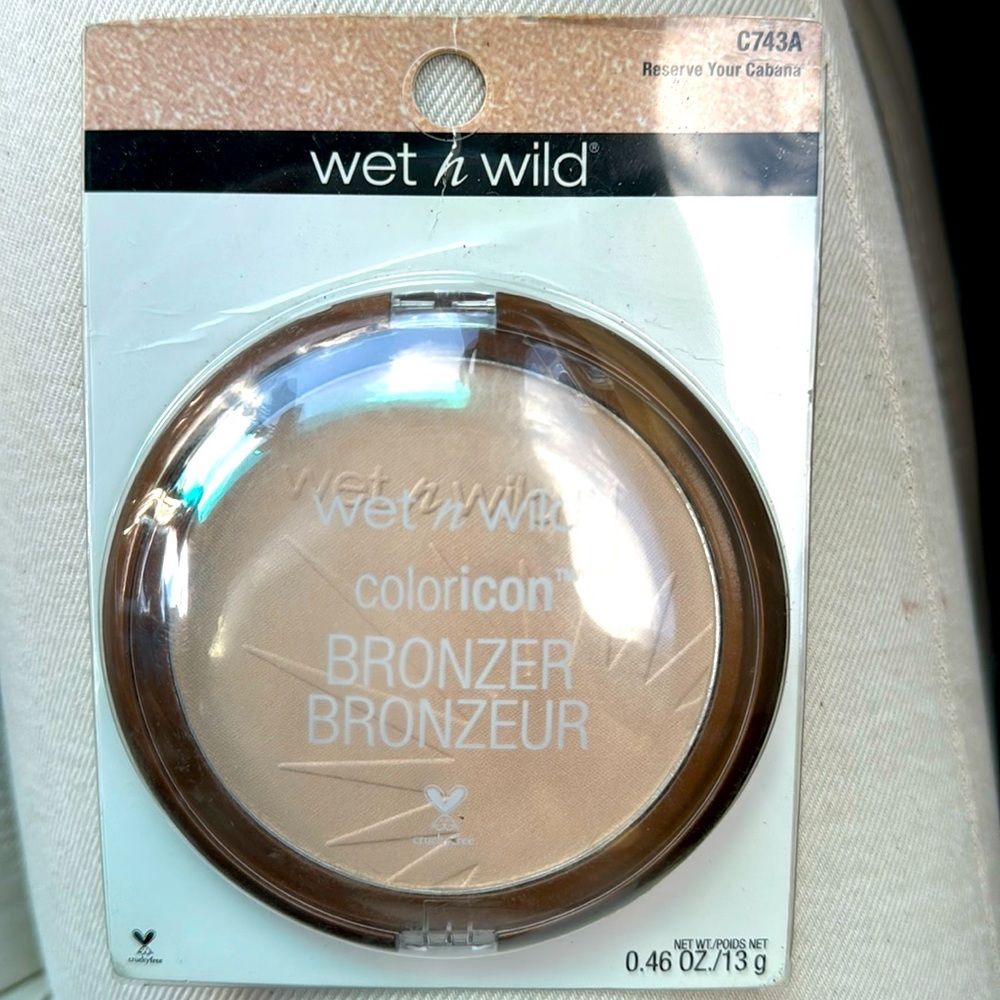 Wet n Wild Coloricon Bronzer Reserve Your Cabana New and RARE wetnwild makeup!